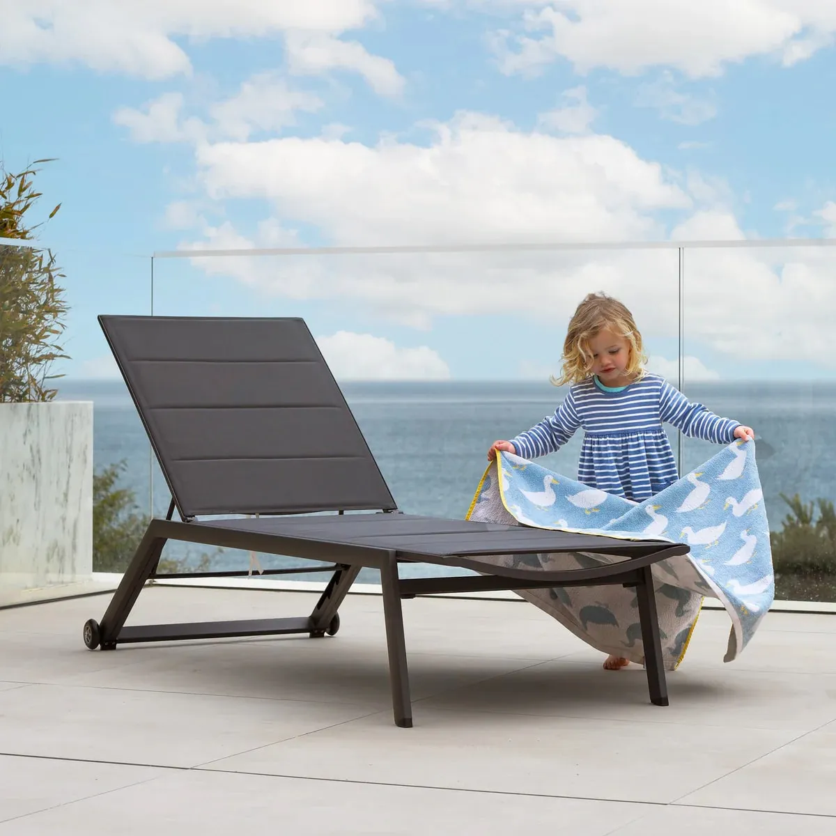 картинка Лежак антрацит, алюминий/текстилен Висбю