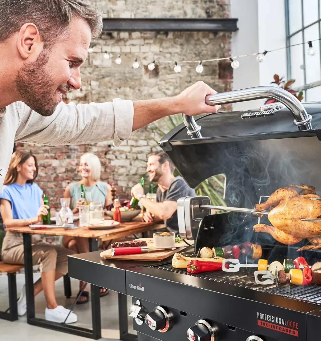 картинка Газовый гриль Char-Broil Professional CORE 3B