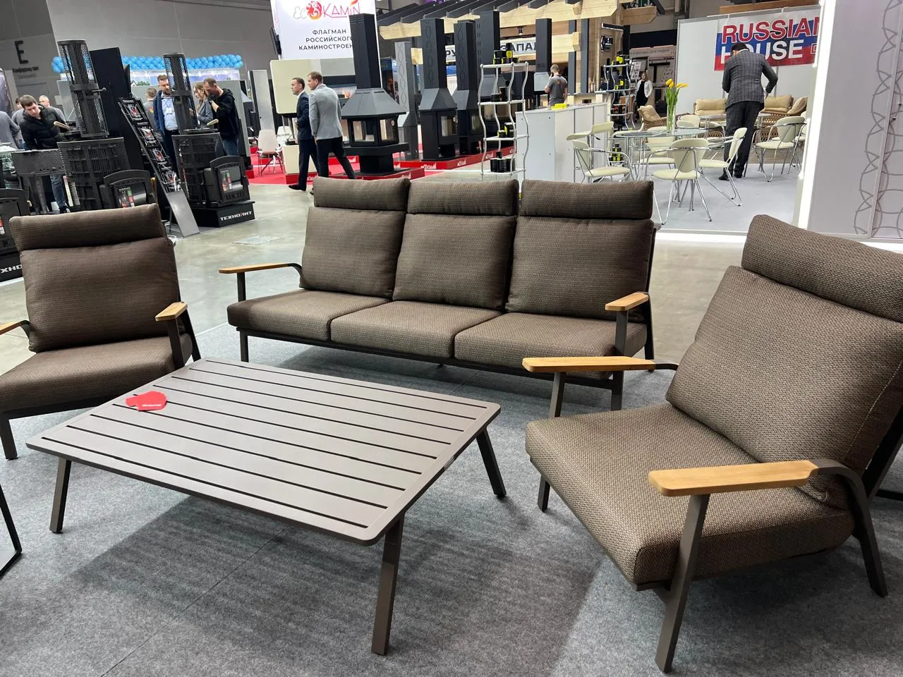 картинка Стол журнальный Kоричневый, алюминий Мальмо