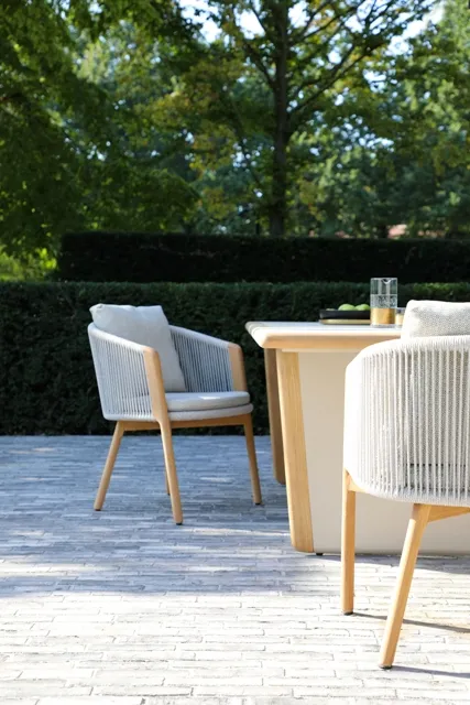 картинка Комплект обеденной мебели серый, керамика/тик Авеста №1