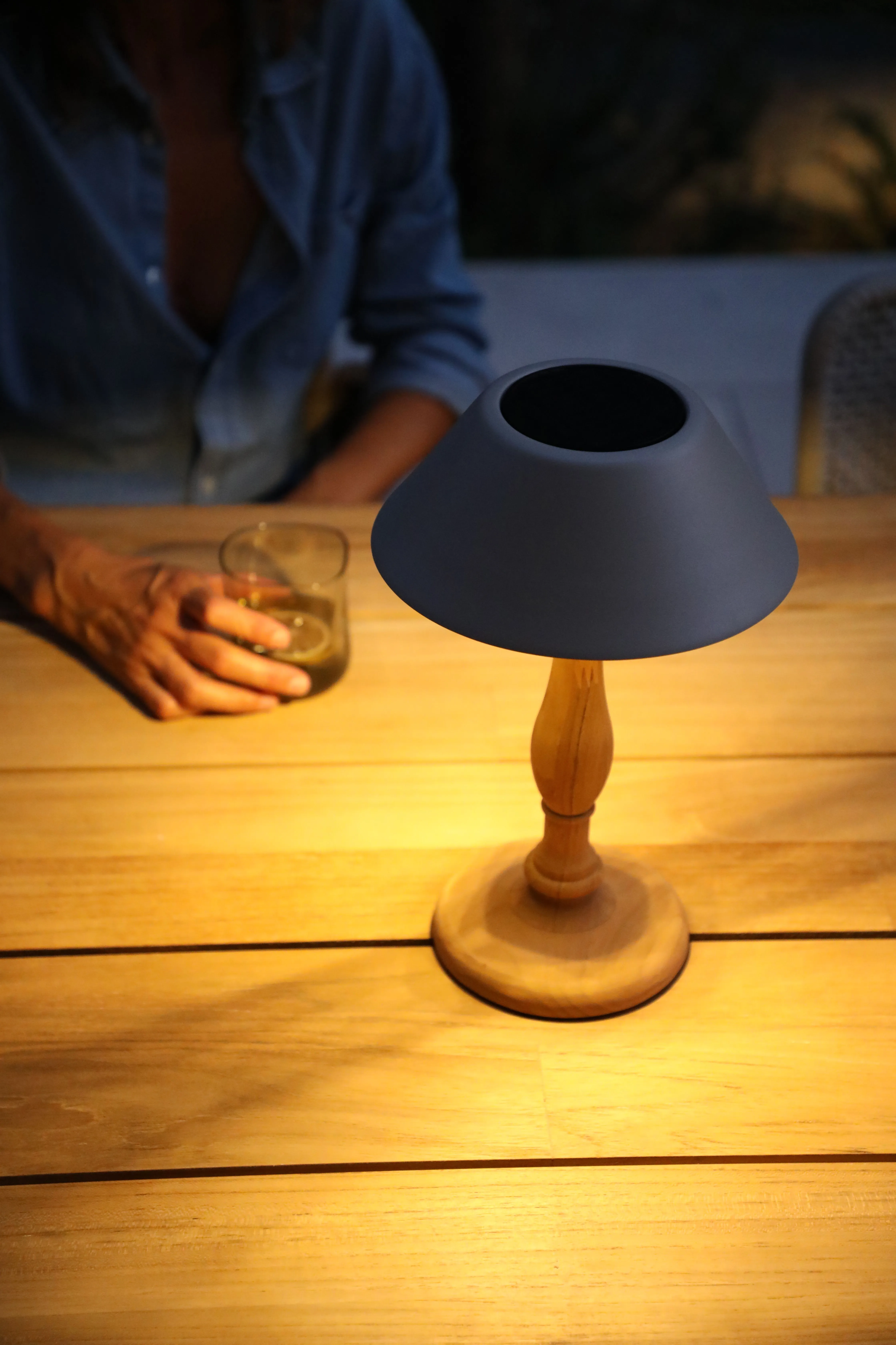 картинка Светильник коричневый, алюминий/тик Кируна №6