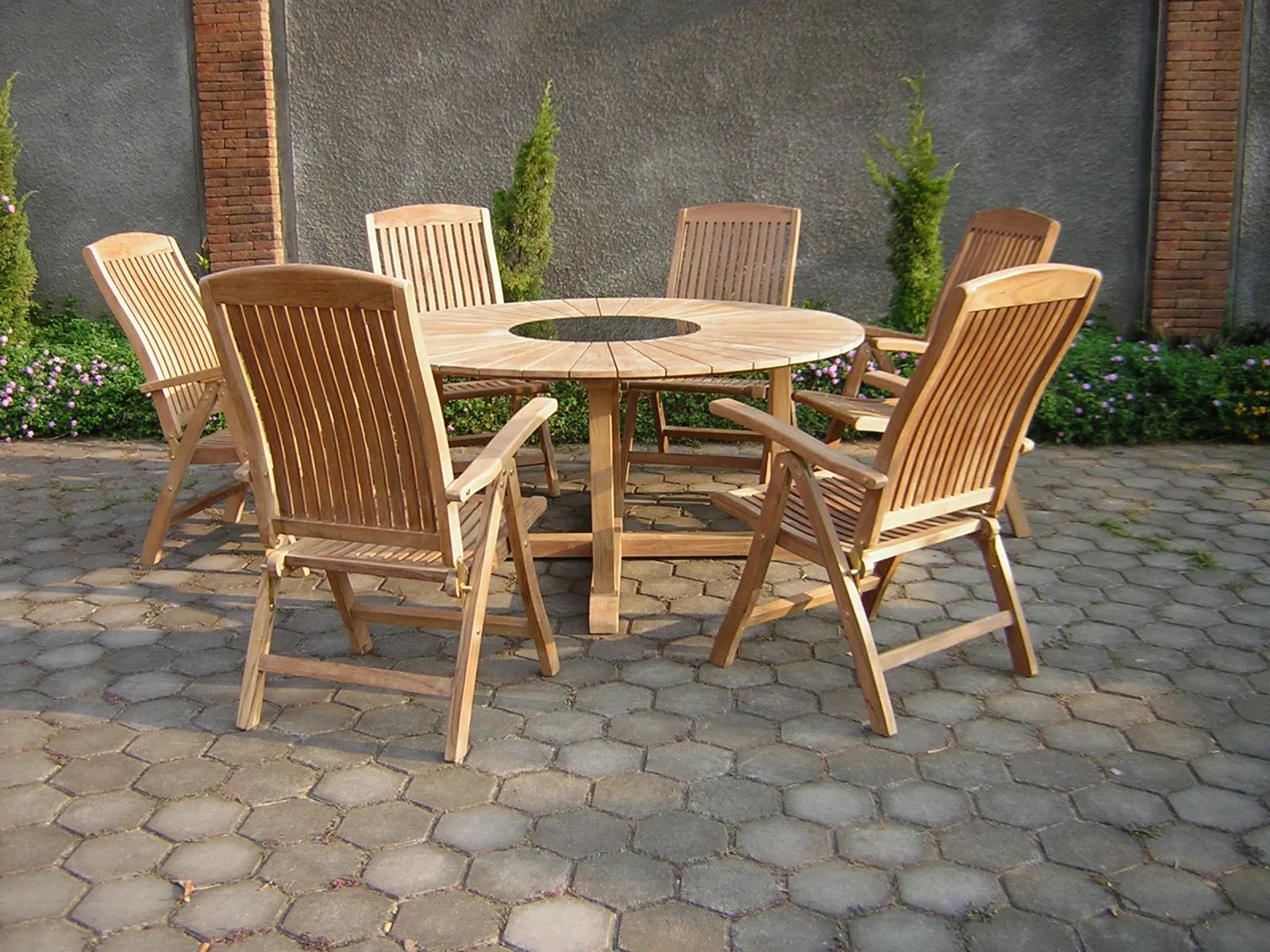 картинка Стол садовый натуральный, тик Циркус