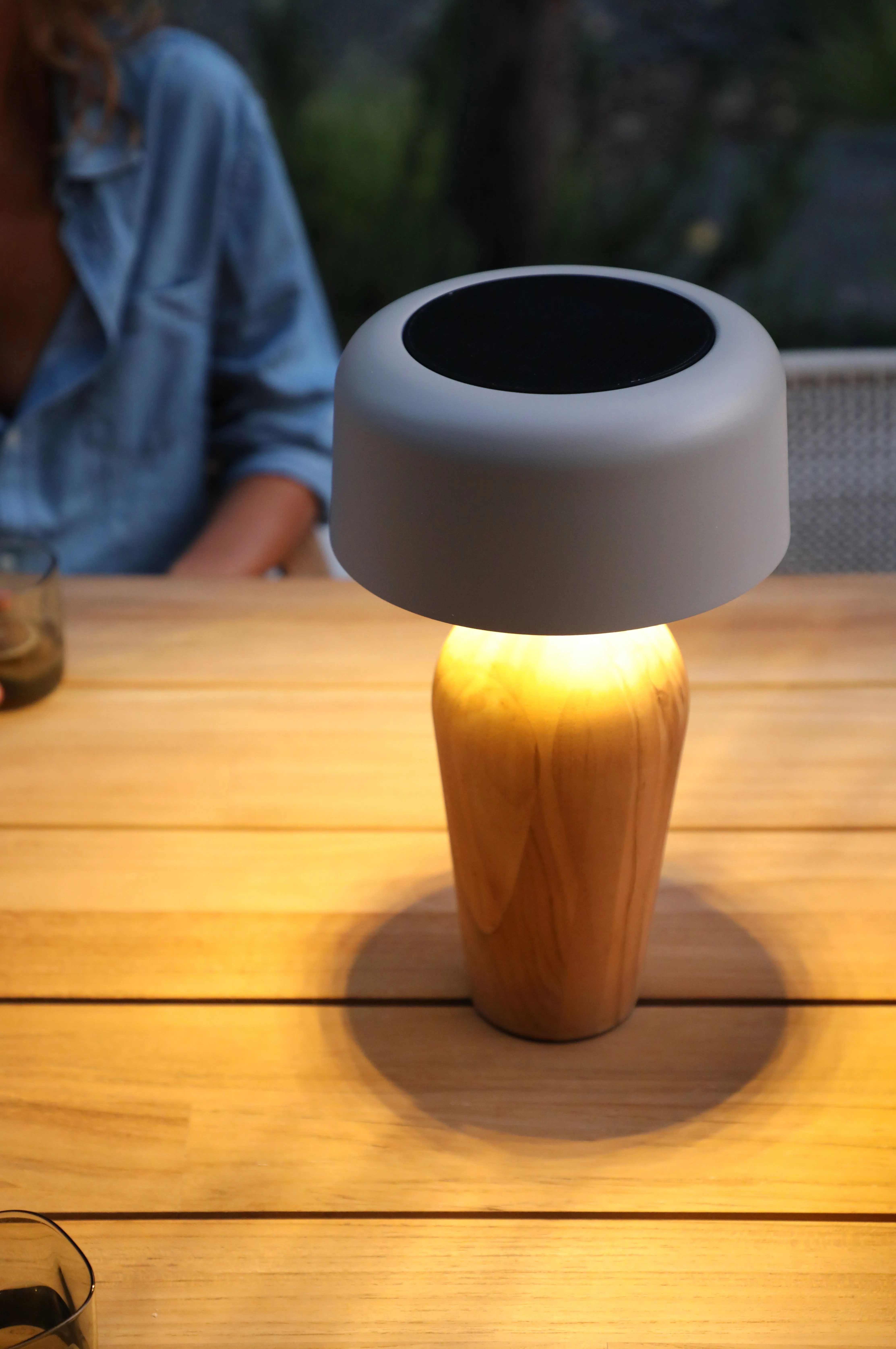 картинка Светильник коричневый, алюминий/тик Кируна №1