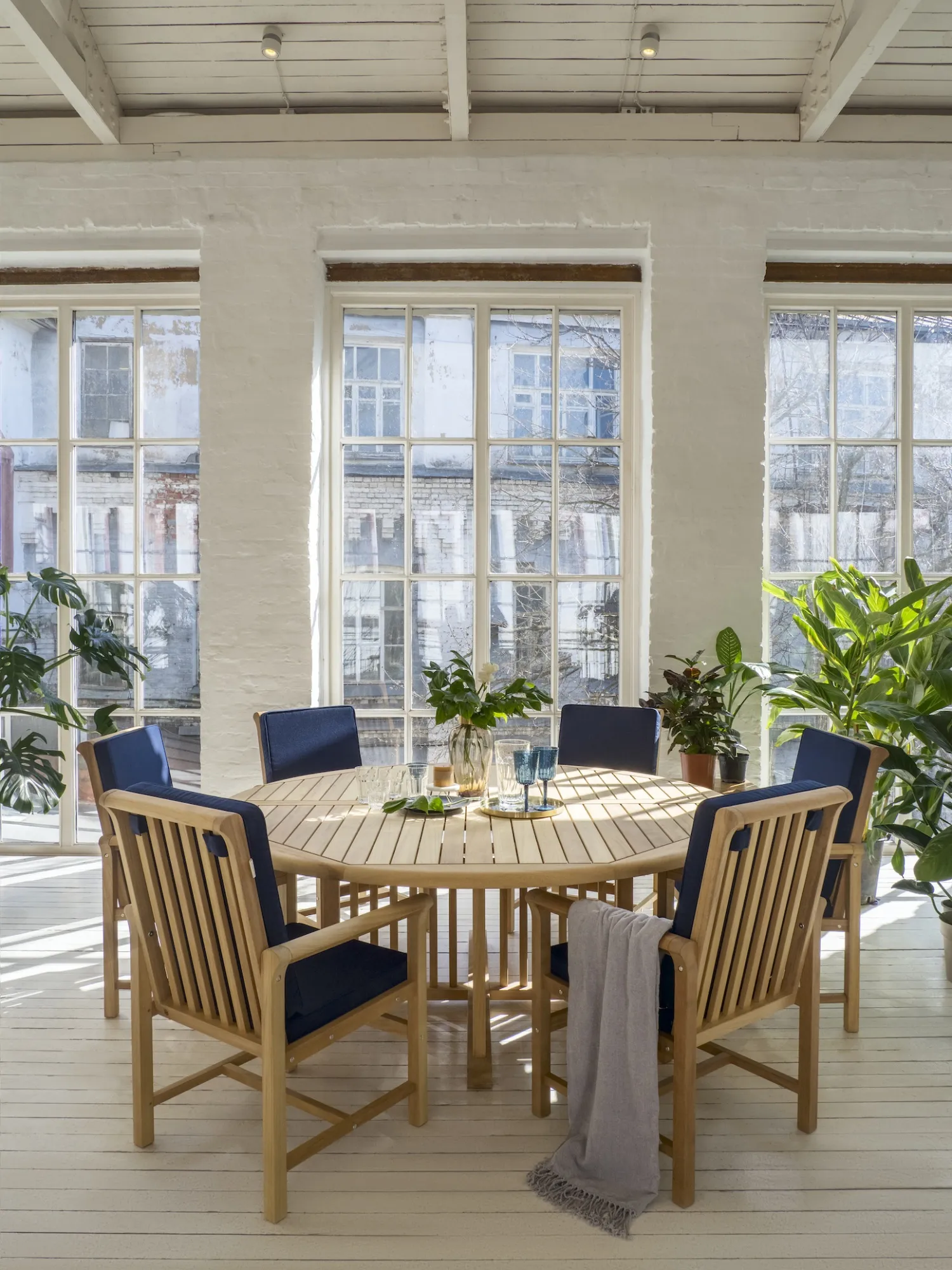 картинка Стол обеденный БРИЗ (A)