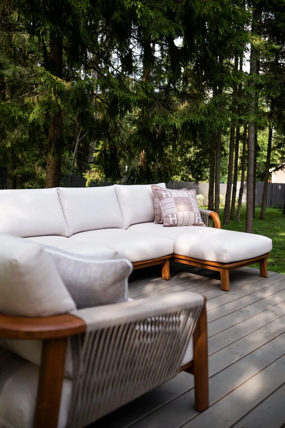 Примерка мебели на вашем участке