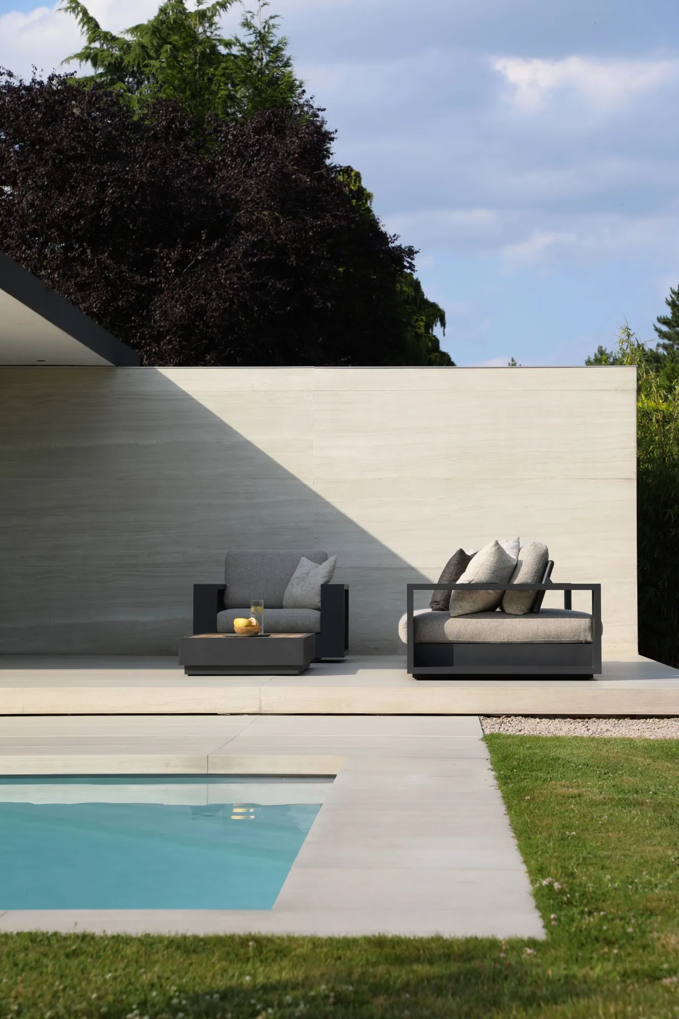 картинка Комплект лаунж мебели антрацит/серый, алюминий/олефин Истад №1